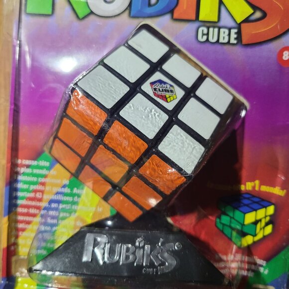 Rubik’s Cube (NEW) - Picture 2 of 3